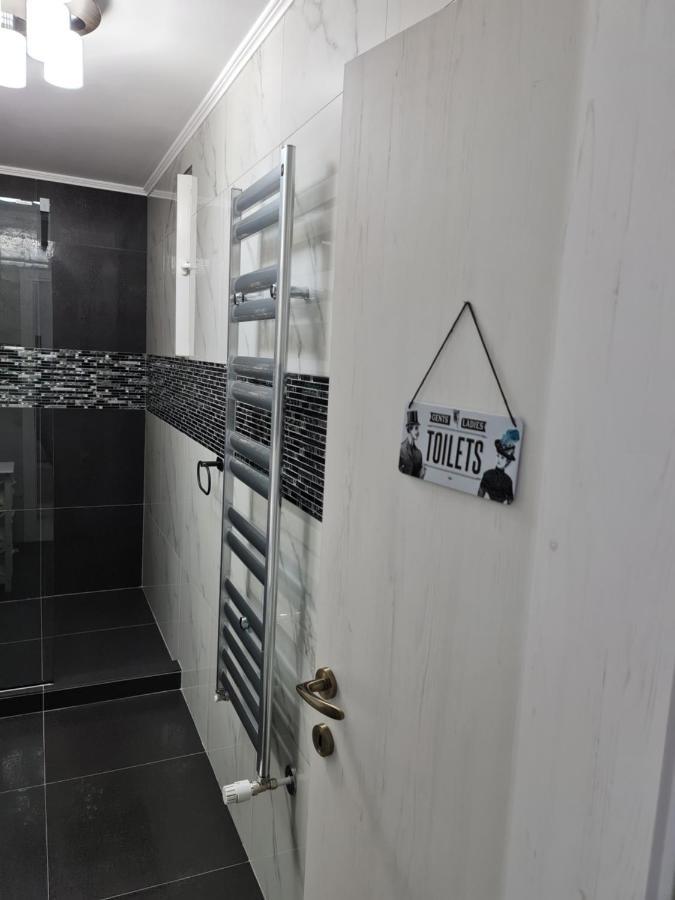 White Stone Apartment Сибиу Екстериор снимка